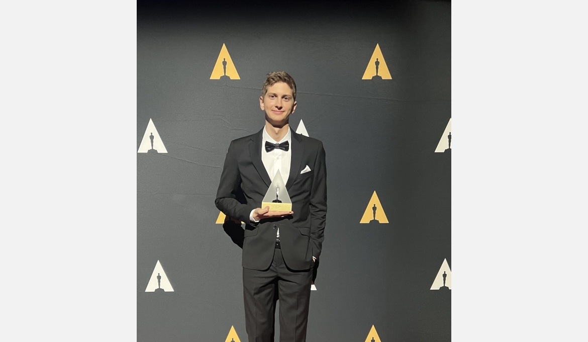 We’ve won Gold in the Narrative category at the 52nd Student Academy Awards!